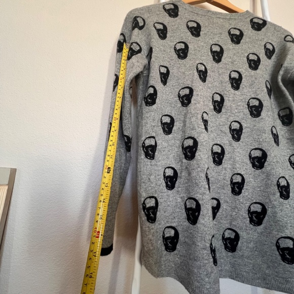 Catherine Malandrino Cashmere Skulls Sweater - Gray and Black - Size Small - - Picture 3 of 10